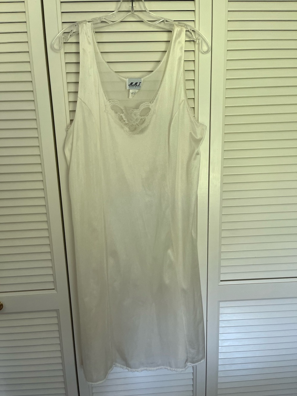 M.M.I. Vintage cream color woman’s slip